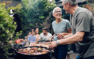 Gas oder Holzkohlegrill?